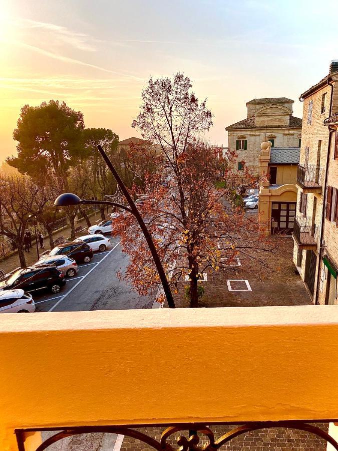 B&B Terrazza Sul Borgo 莫利亚诺 外观 照片