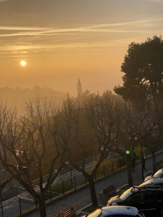 B&B Terrazza Sul Borgo 莫利亚诺 外观 照片